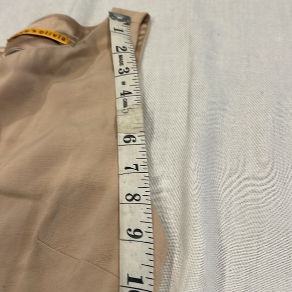 Alice + Olivia dress tan/beige. Spelling Slide Peplum Dress sleeveless Size 6 - Picture 5 of 8